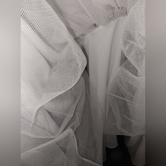 Blondie Nights by Stacy Sklar Navy Blue/ White Tulle Halter Formal Dress Size 7 - Picture 15 of 16